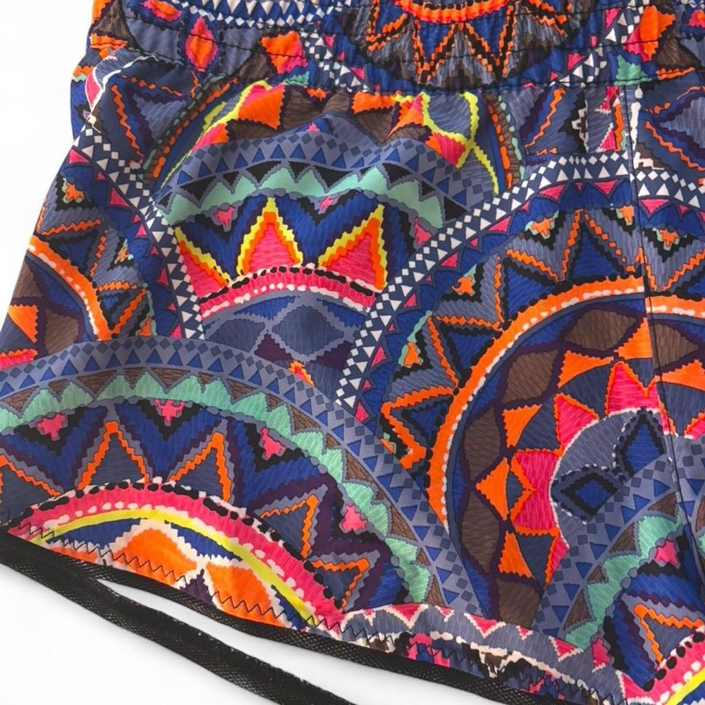 Women’s Navy Multicolor Patterned Active Shorts - Picture 2 of 2